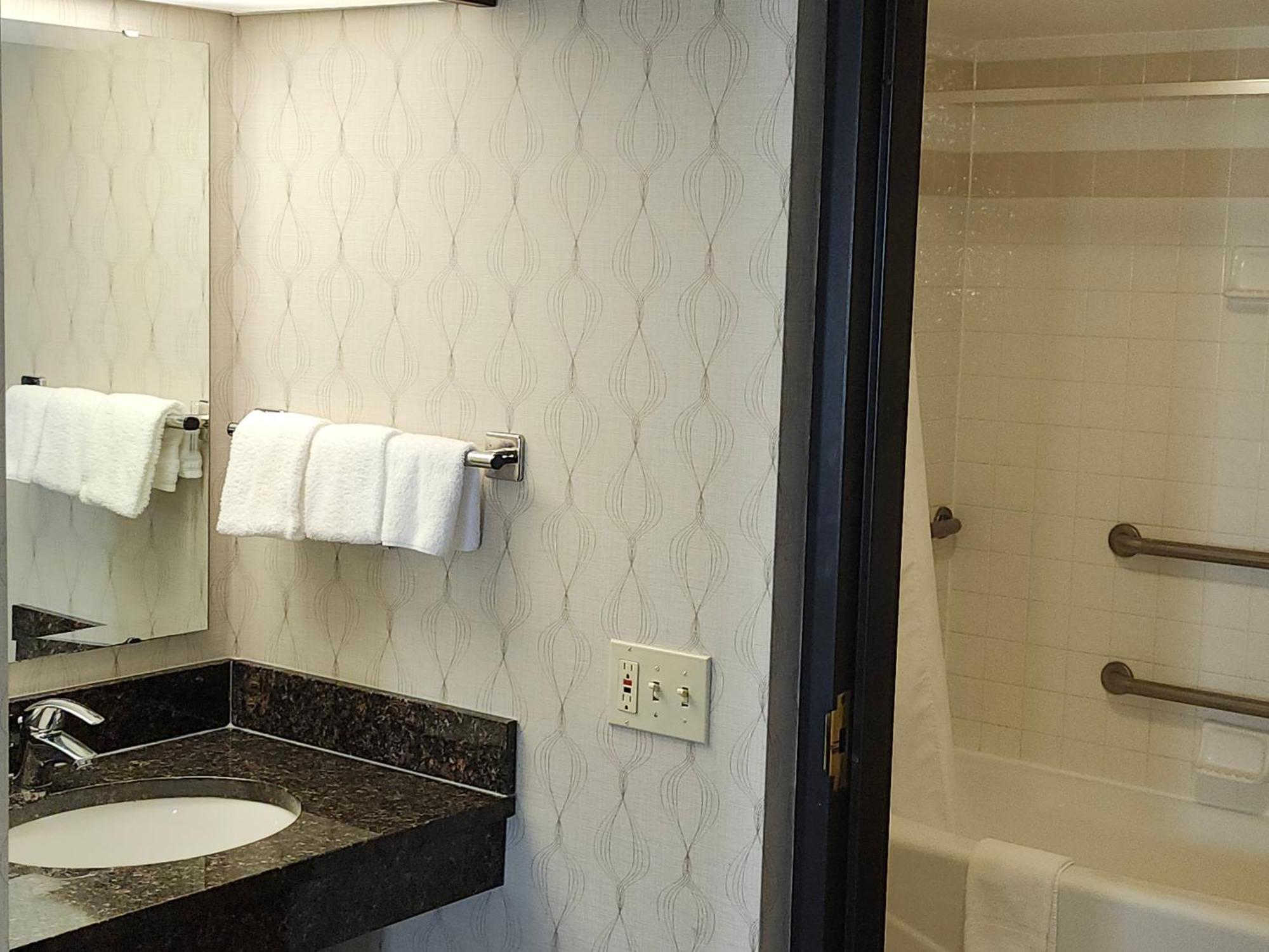 Heritage Inn & Suites The Woodlands, Trademark By Wyndham Dış mekan fotoğraf